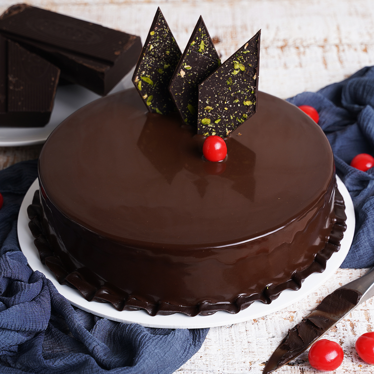 Order Dark Chocolate Truffle Cake Online | Nicky's Cafe-sgquangbinhtourist.com.vn