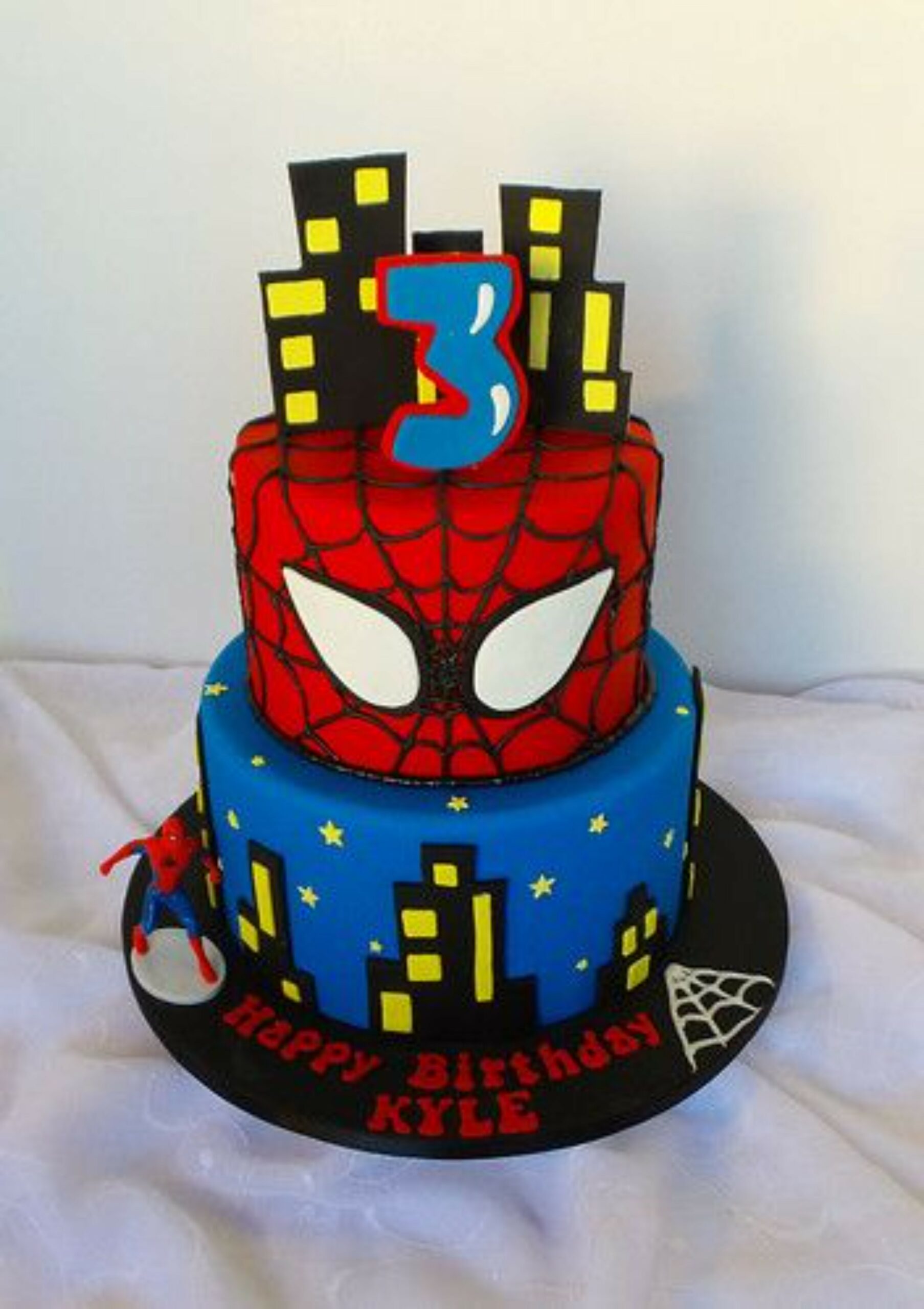Spider man Fondant cake