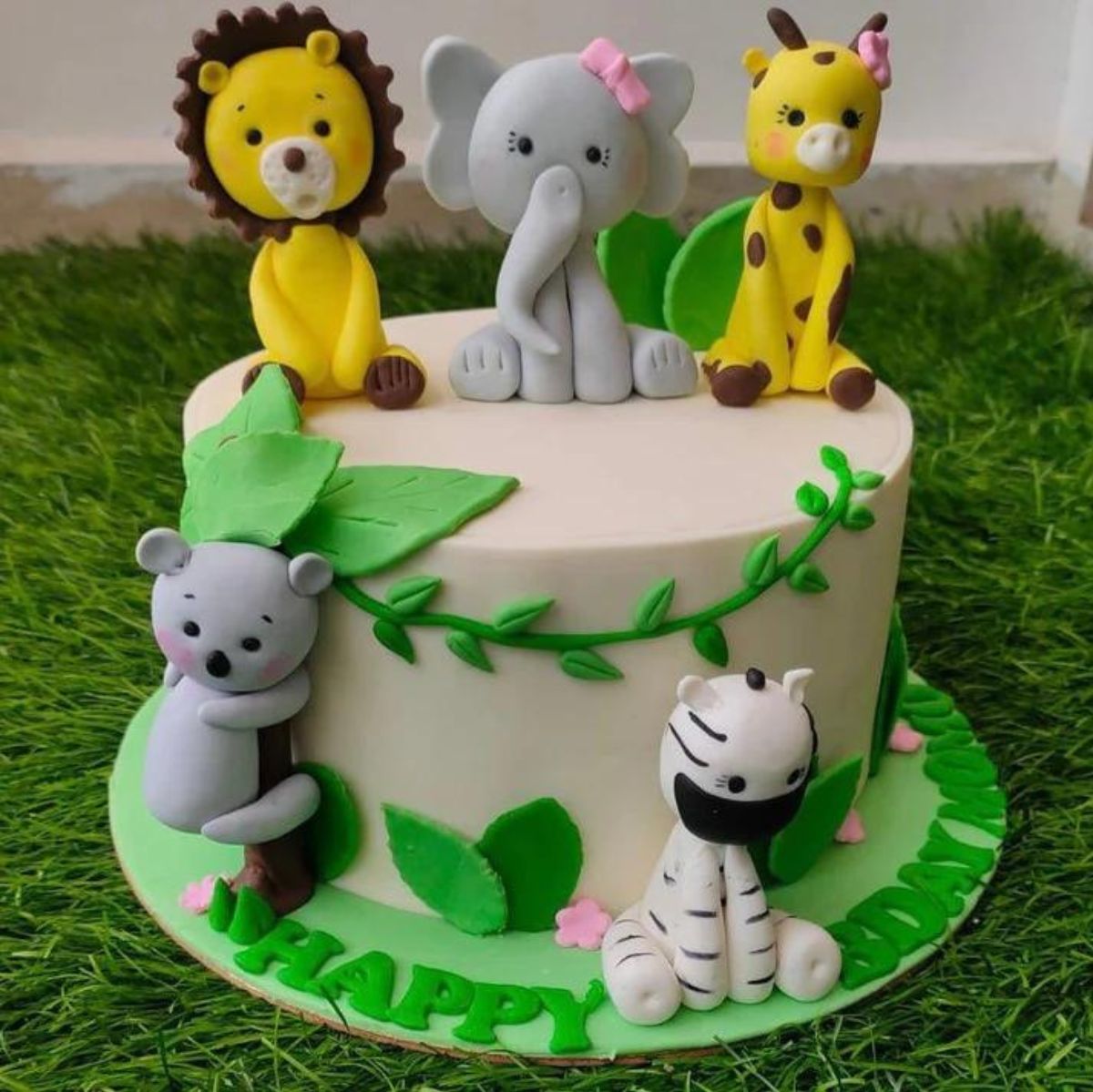 Cute Jungle Theme Fondant Cake