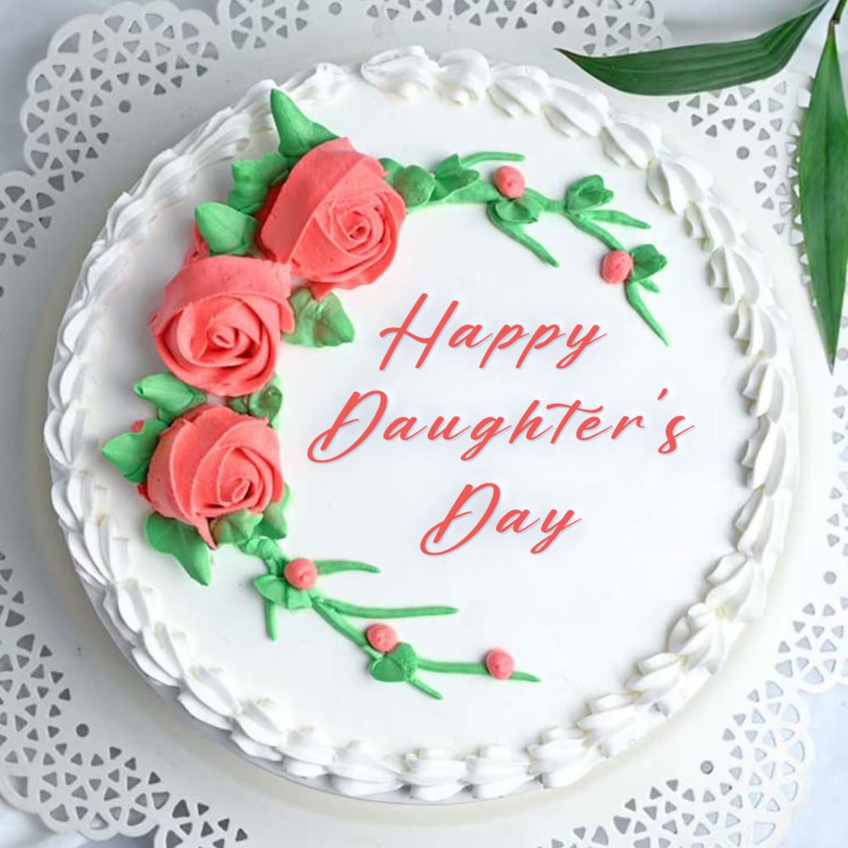 Round Vanilla Daughters Day Cake