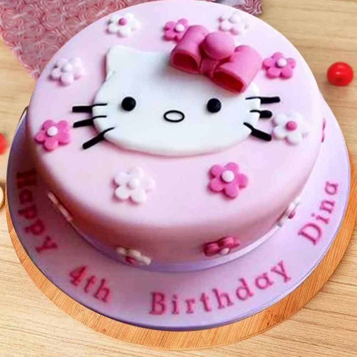 Round Kitty Fondant Cake