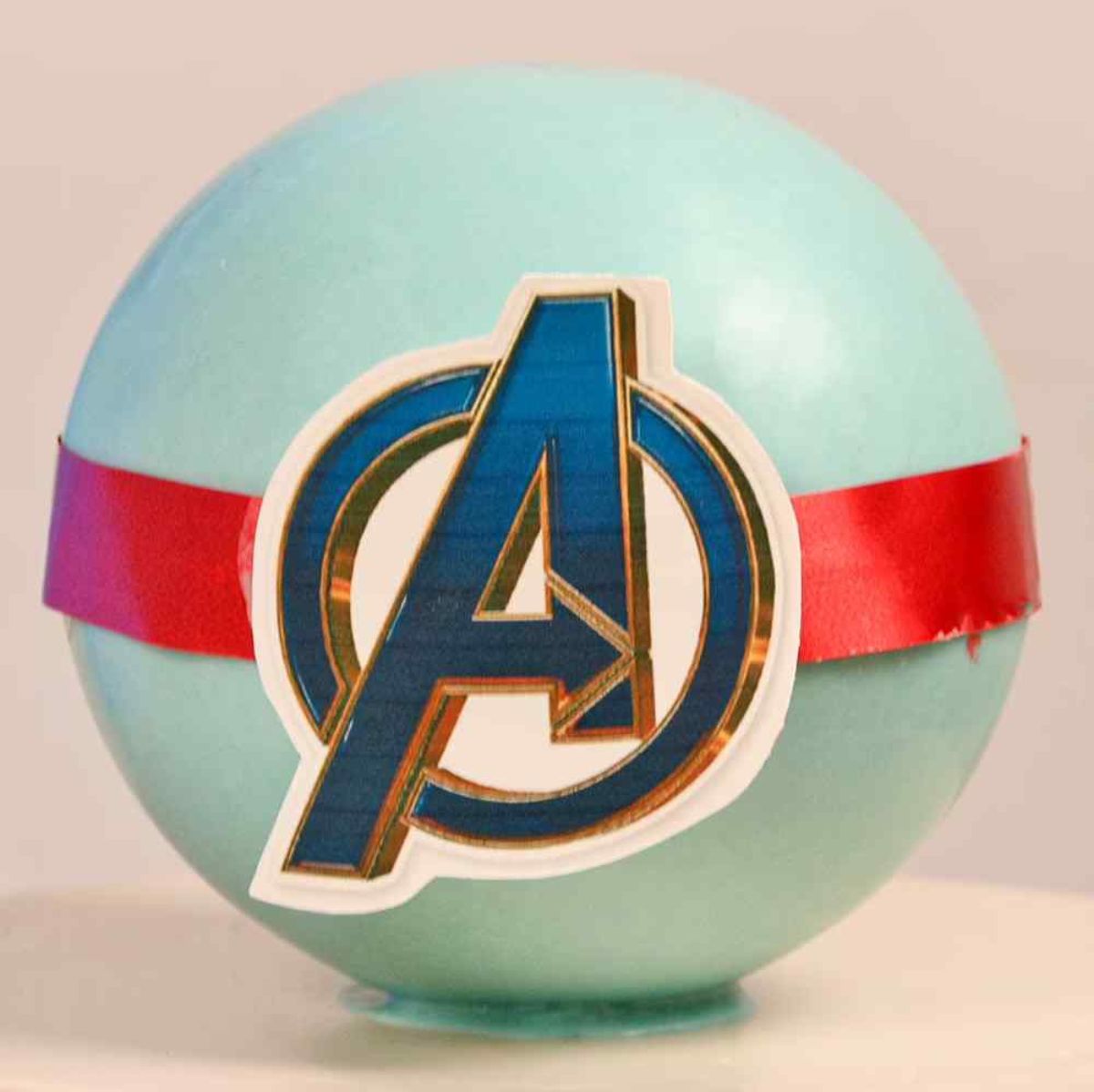 Avengers Pinata Cake
