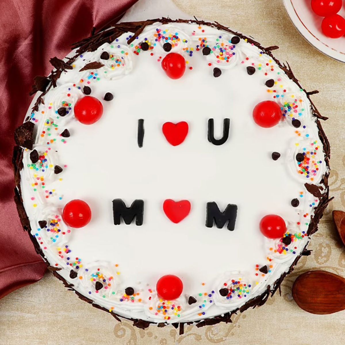 Love Mom Poster Red Velvet Cake
