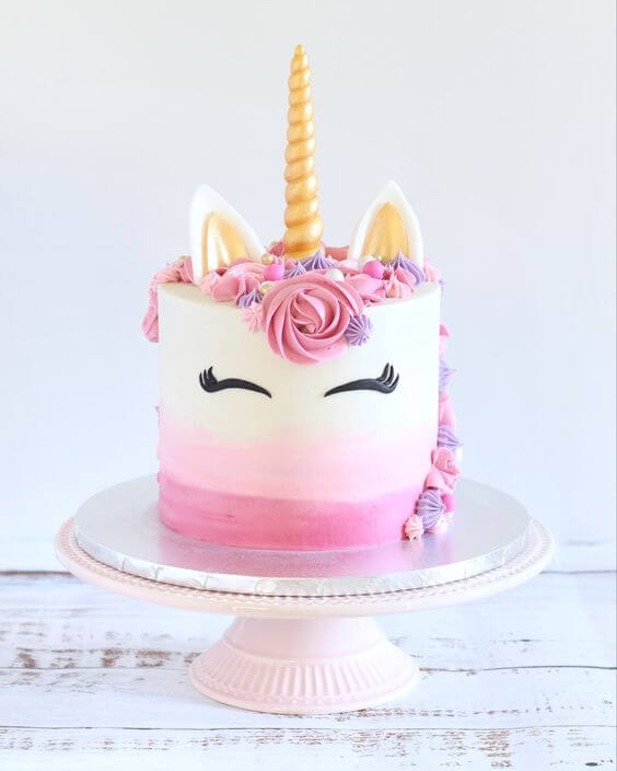 Pink & White Adorable Unicorn Semi Fondant Cake