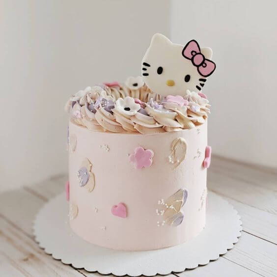 Hello Kitty Semi Fondant Cake