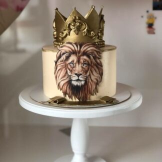 Lion Crown Cake