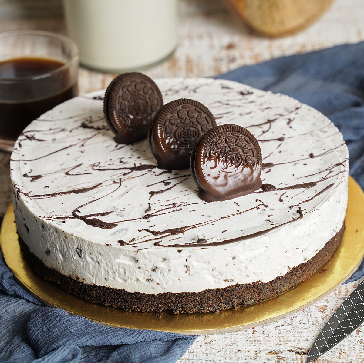 No Bake Vanilla Oreo Cheesecake