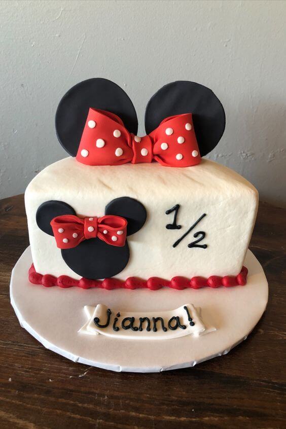 Minnie Mouse Fondant Half Cake